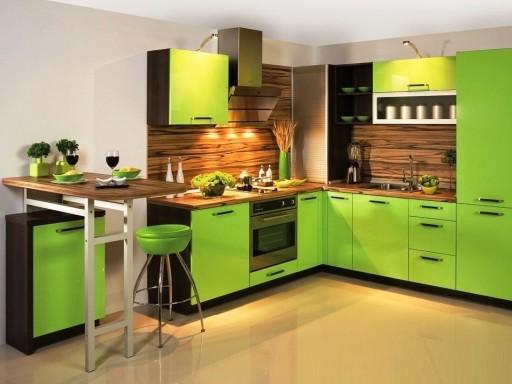 Grønt og hvitt kjøkken - limefarge