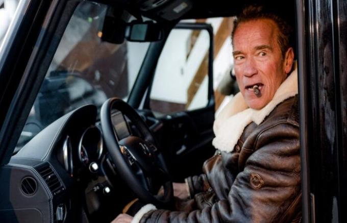 Arnold Schwarzenegger maskiner. 