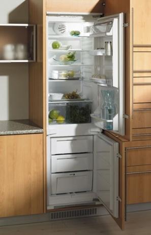 kjøkken design 6 kvm med kjøleskap