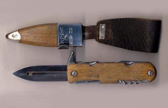 Sovjet-purpose kniv.