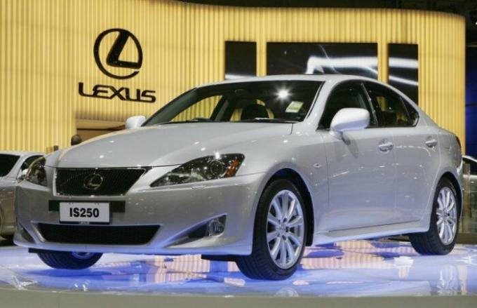 Lexus IS biler er forbundet med luksus og pålitelighet. | Foto: cheatsheet.com.