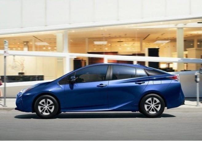 Hybrid kombi Toyota Prius To Eco 2016. | Foto: cheatsheet.com.