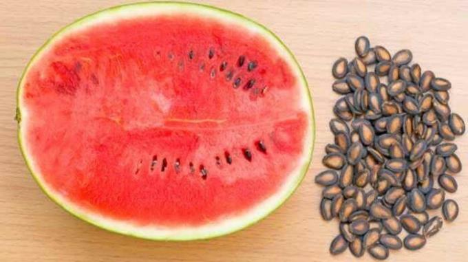 vannmelon frø er ikke nødvendig å kaste. / Foto: healthadvice365.com
