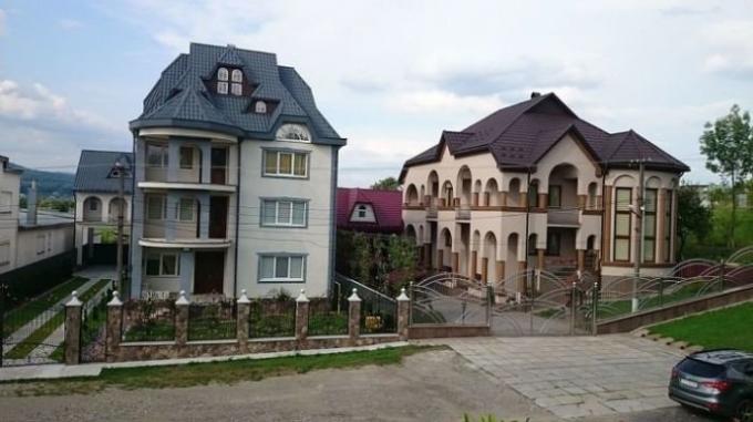 Nedre Apsha - den rikeste landsby i Ukraina.