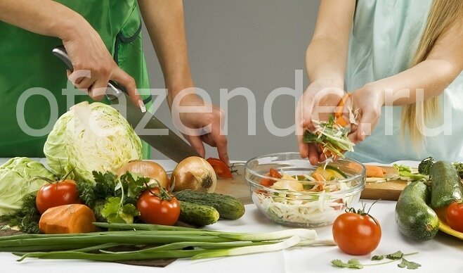 Salater. Illustrasjon for en artikkel brukes for en standard lisens © ofazende.ru