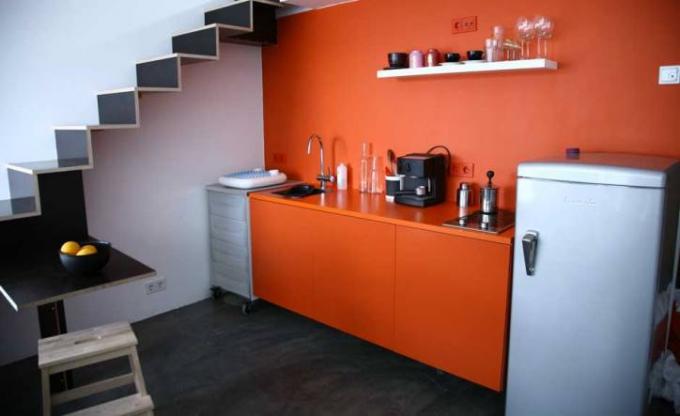 Oransje kjøkken (42 bilder): videoinstruksjon